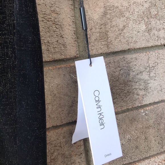 Calvin Klein Velvet Wrap dress - Picture 7 of 7